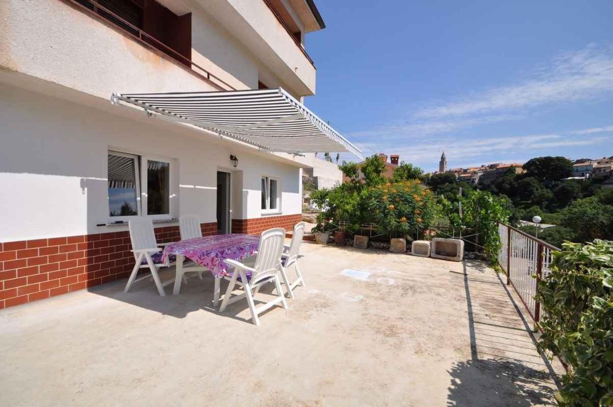 Apartment In Vrbnik/Insel Krk 36796 Extérieur photo