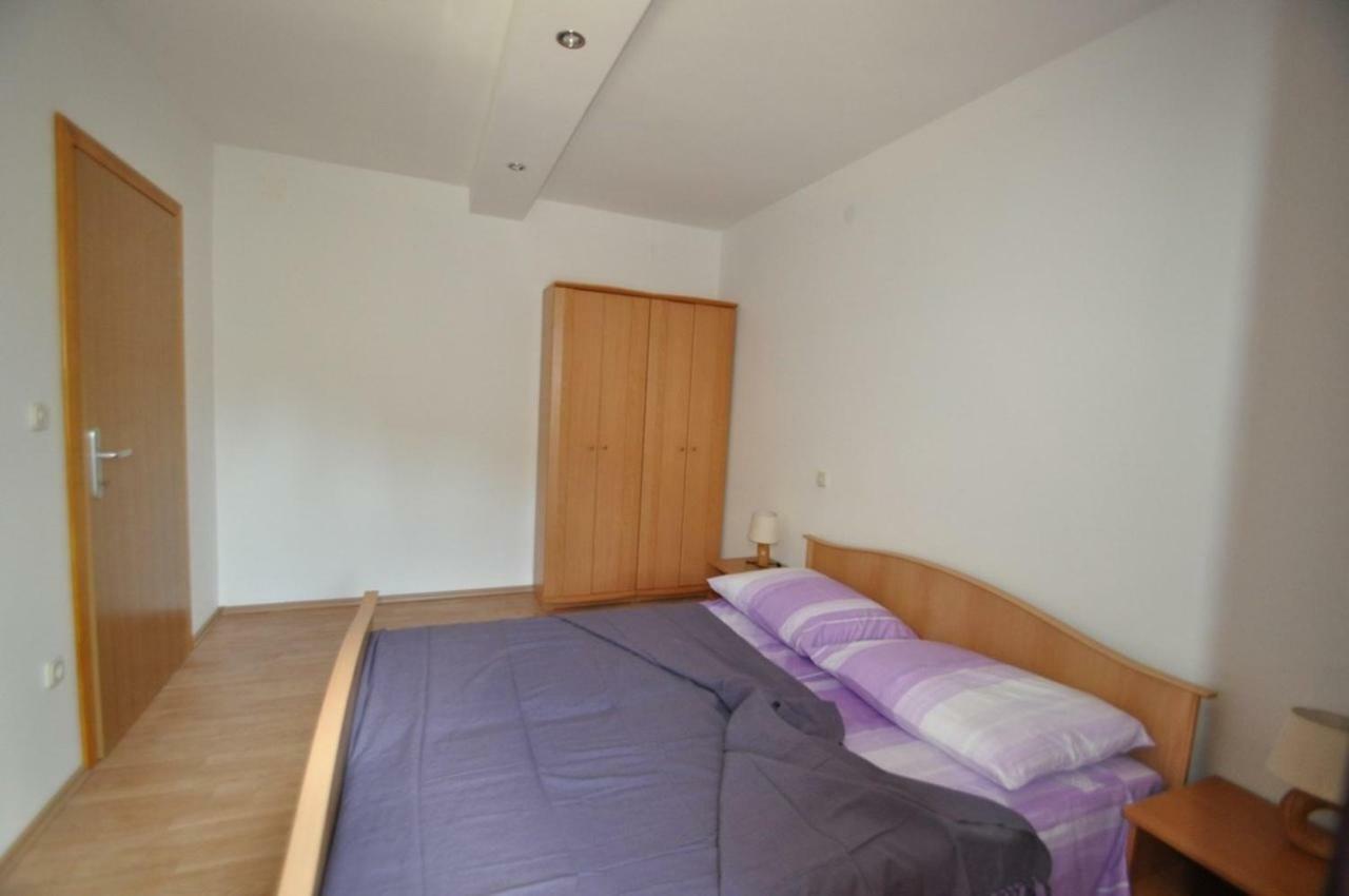 Apartment In Vrbnik/Insel Krk 36796 Extérieur photo