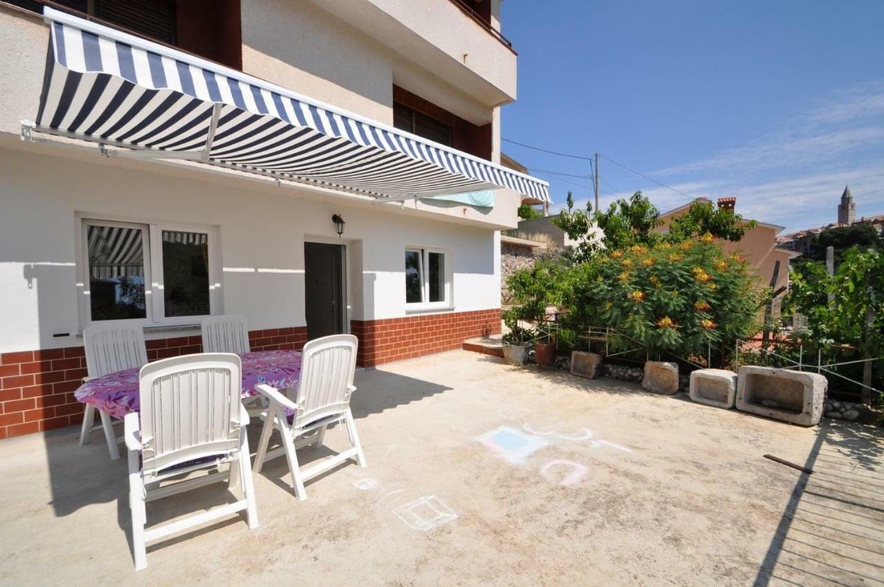 Apartment In Vrbnik/Insel Krk 36796 Extérieur photo